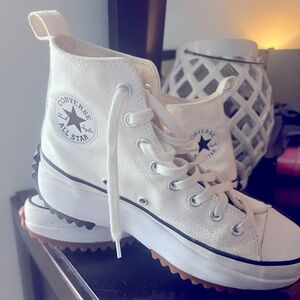 Run Star Hike Canvas Platform